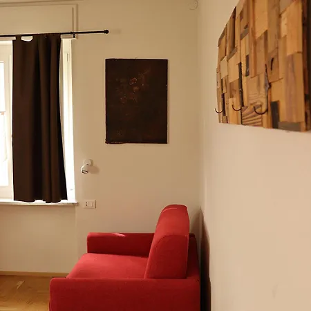 Lo Barbaboc Lejlighedshotel