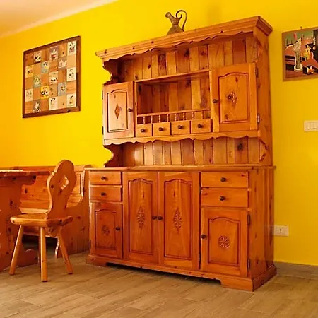 Lo Barbaboc Lejlighedshotel