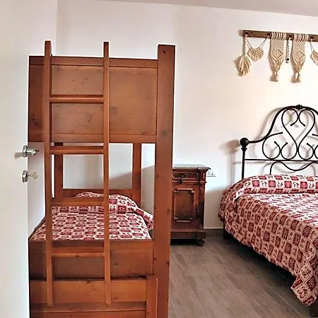 Lo Barbaboc Apartmanhotel