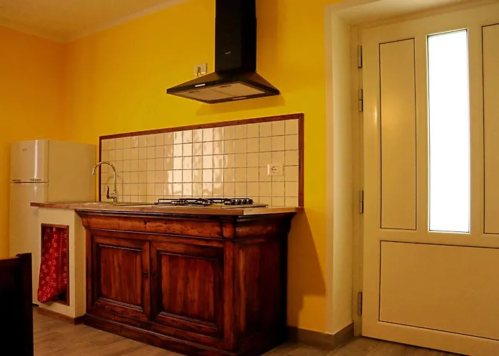 Lo Barbaboc Aparthotel